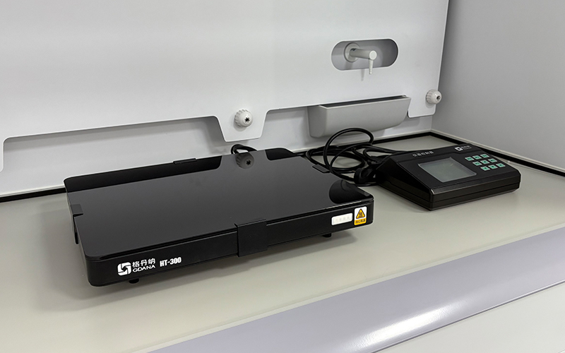 實(shí)驗(yàn)電熱板